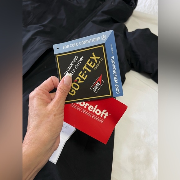 ArcTeryx | Women's SZ XL | Black Centrale Parka Down | Long Length Hooded | NWOT - Picture 13 of 14